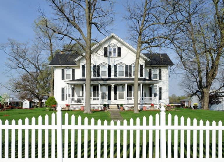 Springfield Style Picket Fence