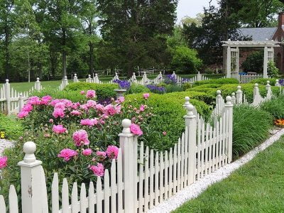 18 Fence Ideas and Designs- Different Types with Images