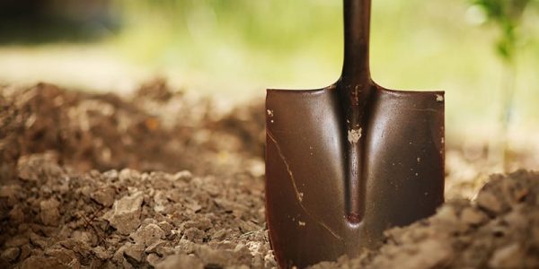 different type of shovels