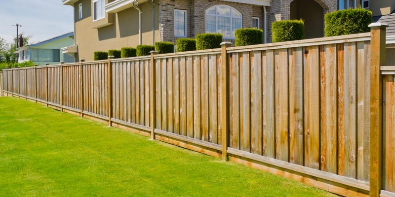 How Much Does it Cost to Put a Gate Around a House?
