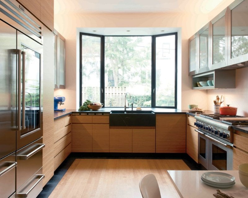 Make A Good Air Circulation With These Unique Kitchen Window Ideas | HomesFornh