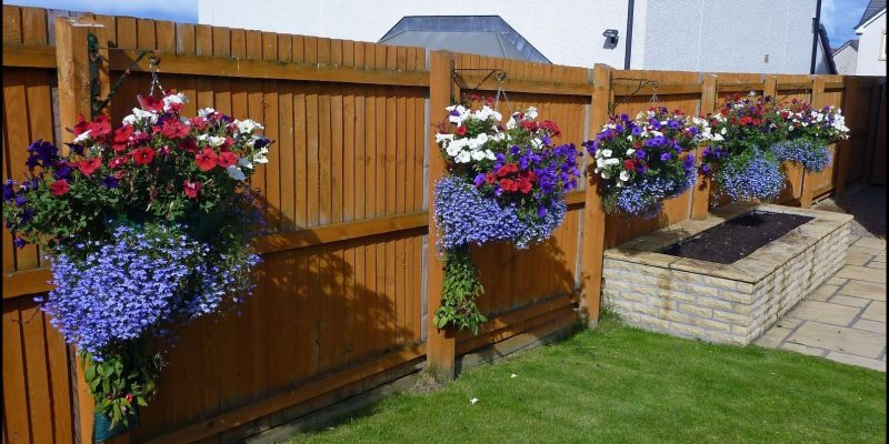 14 Super Unique and Easy to Make Fence Planters