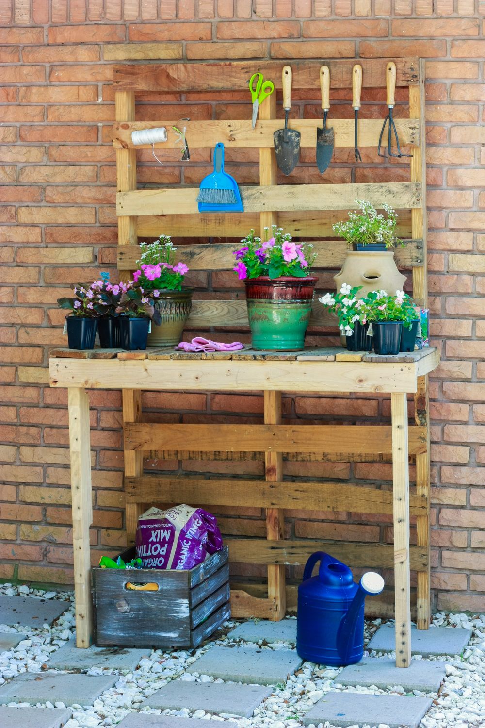 15 of the Best DIY Garden Pallet Project Ideas - Organize With Sandy