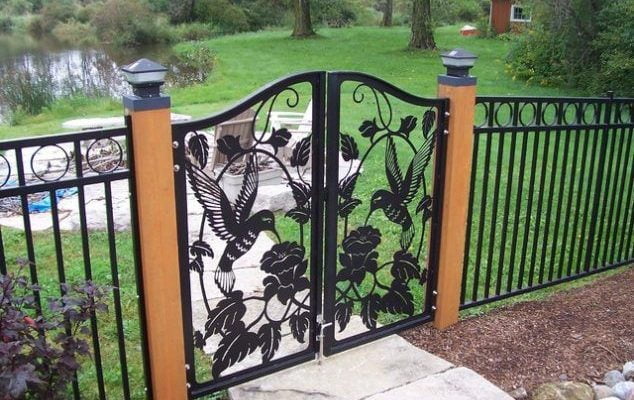 15 Amazing Fence Gate Ideas
