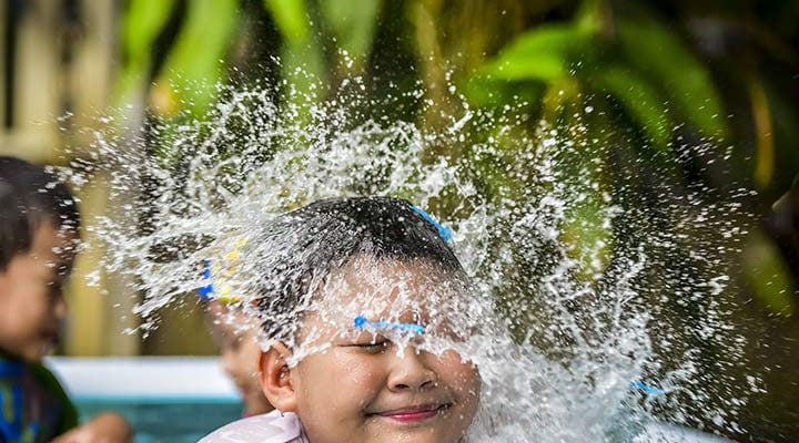 16 Awesome Water Games for Families 