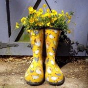 20 Gifts for Gardeners: Fabulous Finds You'll Want to Keep for Yourself!