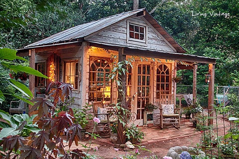 Antique style garden shed