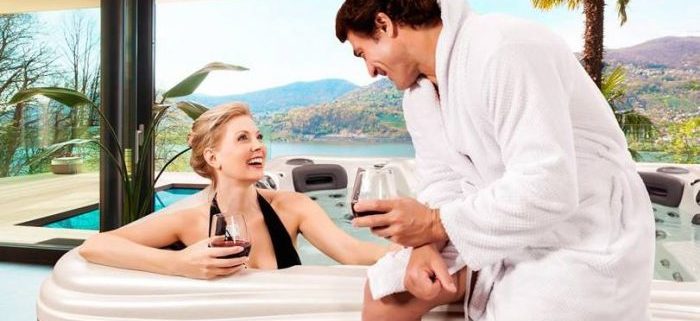 Avoid Eating or Drinking in Hot Tub