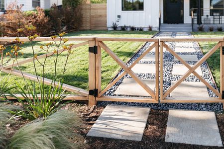 12 Super Easy DIY Garden Fence Ideas You Must Try - Organize With Sandy