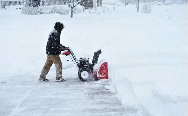 Snowblower Will not Start? Tips and Tricks to Solve Your Problem