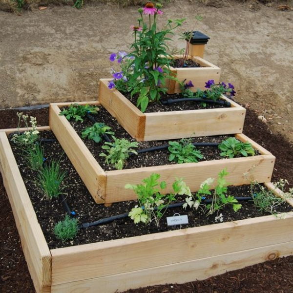 How to Make a Simple Stacked Garden? Organize With Sandy