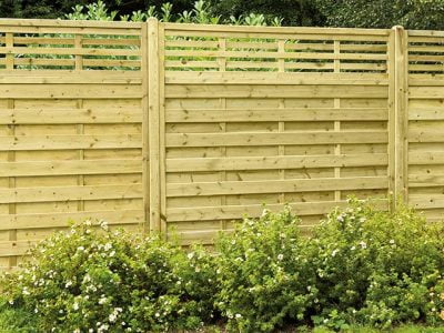 What is the Easiest Fence to Install?