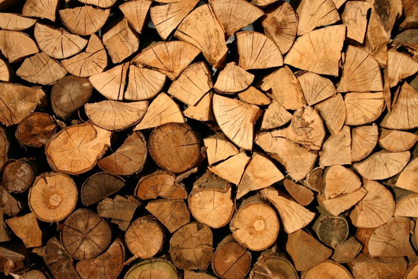 5 Ways to Store a Rick of Firewood