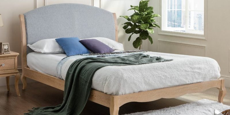 Advantages of An Upholstered Bed Over A Wooden One