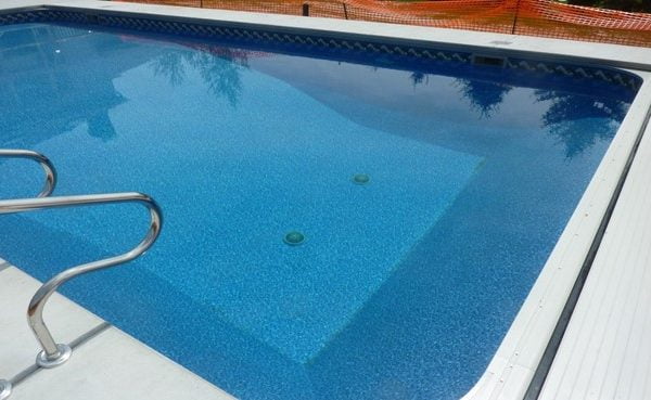 do you drain an above ground pool in the winter