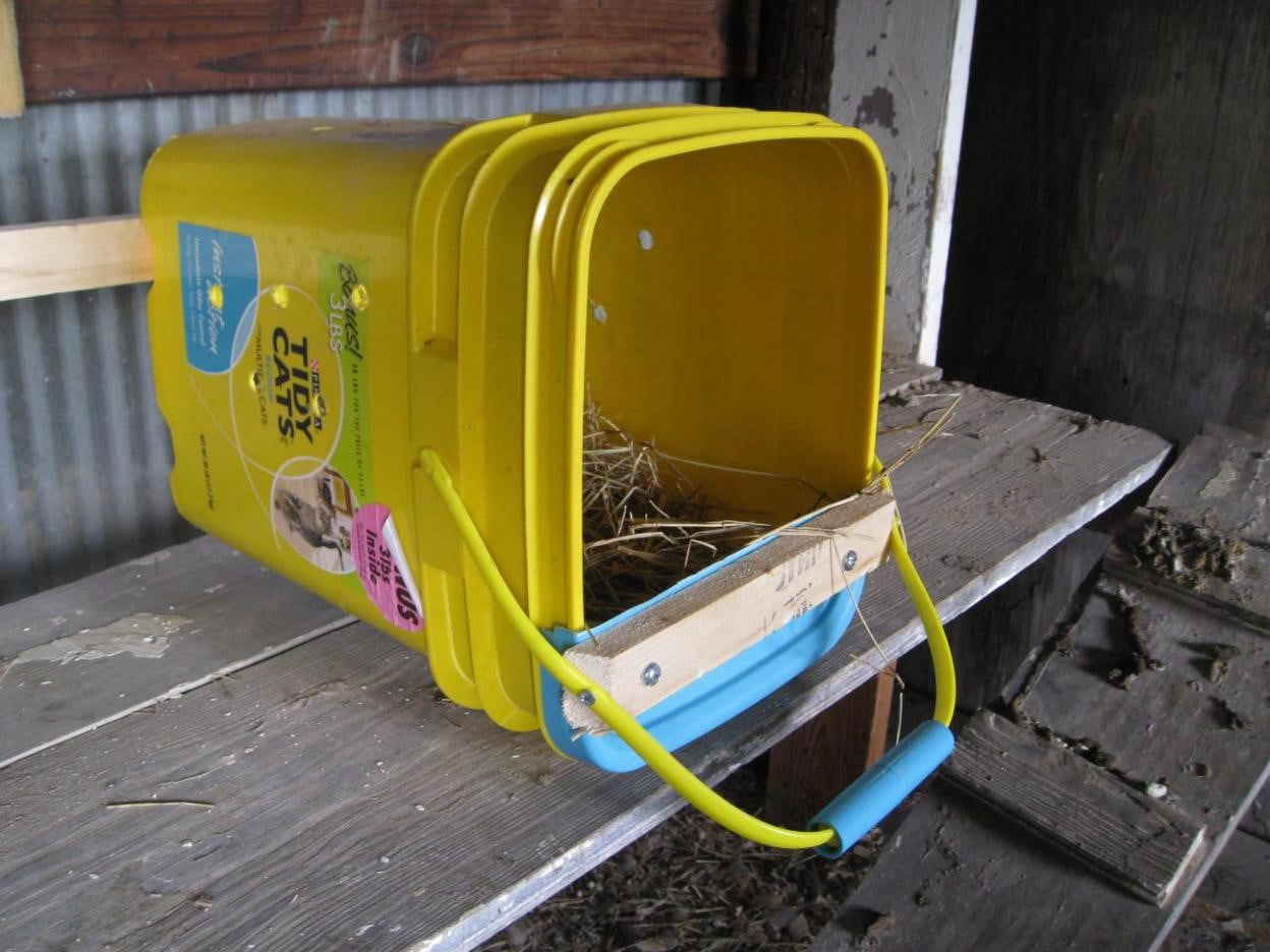 Recycled Nesting Box