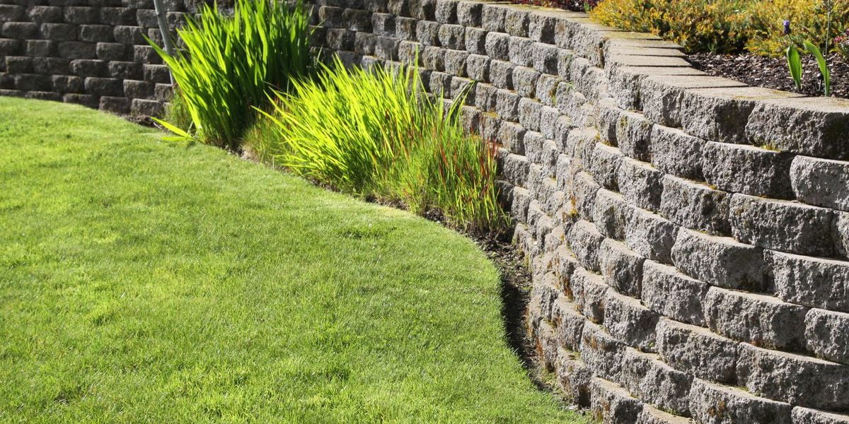 How Big Should Weep Holes Be in a Retaining Wall Organize With Sandy