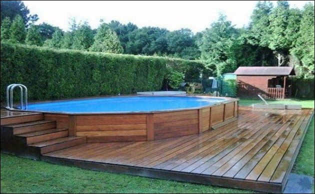 Deep Pallet Wood Pool