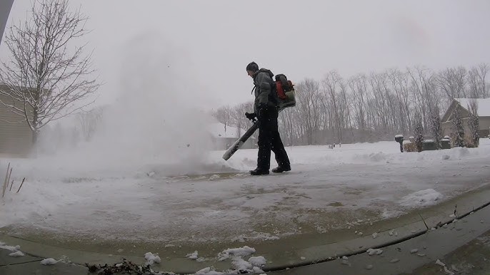 Snow Blower Vs. Leaf Blower