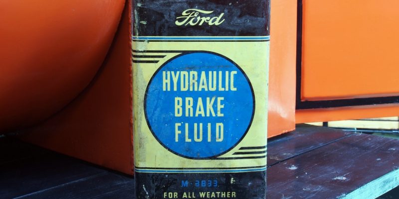 Best Substitutes for Hydraulic Fluid Know What to Use