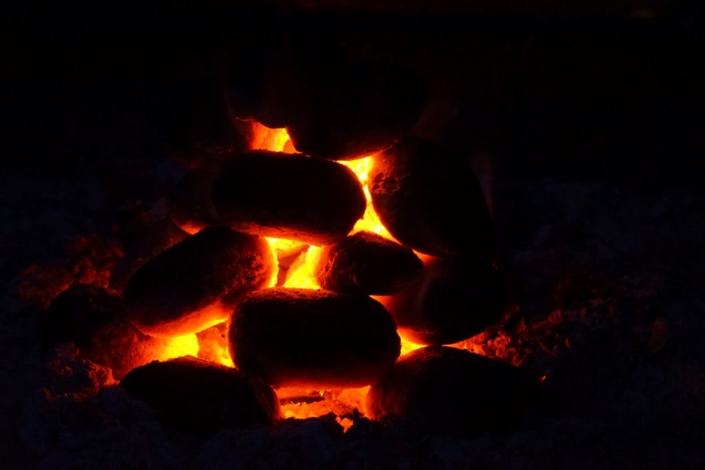 How Long Do Briquettes Burn