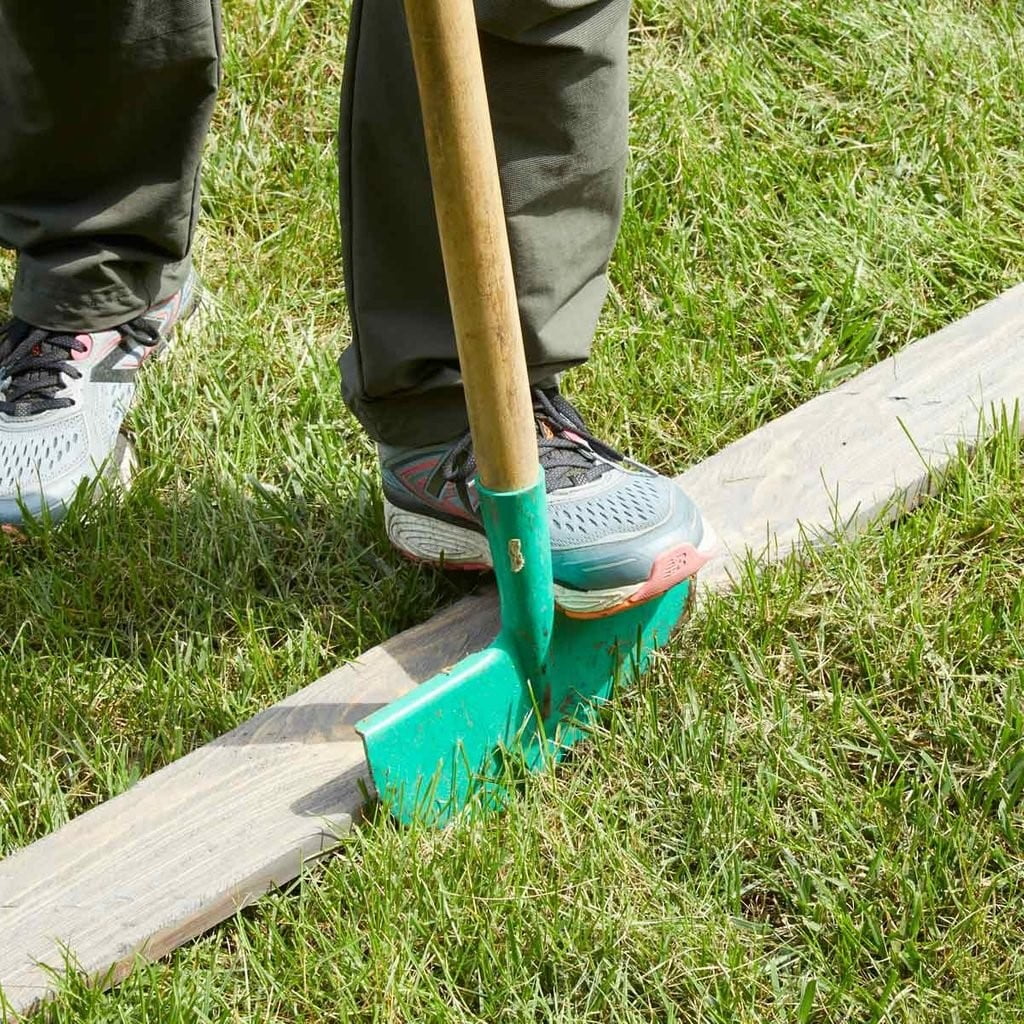 Simple Lawn Edging