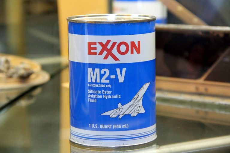 Best Substitutes for Hydraulic Fluid Know What to Use Organize With