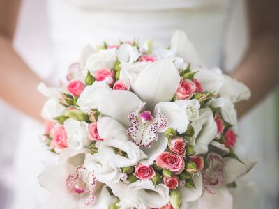 Wedding Flowers: Expressing Love and Unity through Nature's Beauty