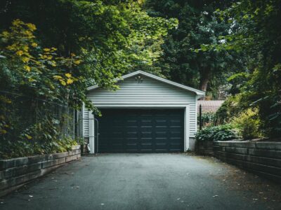 Troubleshooting Common Garage Door Maintenance Issues