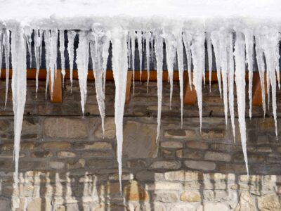 Does LeafFilter prevent ice dams?