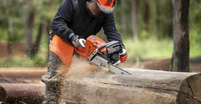 Do chainsaws have a safety feature?