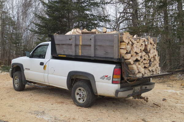 will a rick of wood fit in a pickup