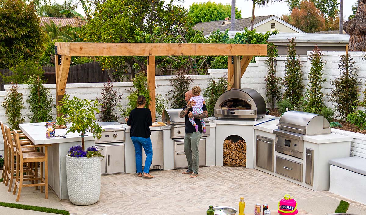Accessorizing Your Outdoor Kitchen