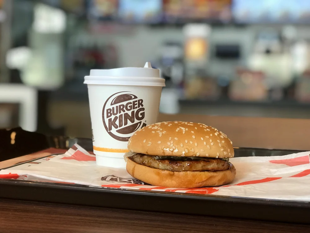 When Does Burger King Begin Offering Lunch?